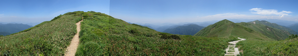 02谷川岳~万太郎山~平標山のパノラマ写真